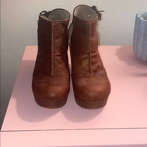 Free people sandal size 39 (US9) worn once!